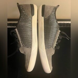 Calvin Klein Gray/Metallic Sneaker Size 9.5